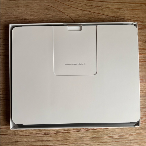 Apple Magic Keyboard Folio for 12.9 inch iPad - Picture 8 of 8